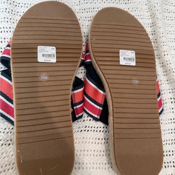 Lane Bryant Red Striped Slide Sandals 10W (New) - Picture 6 of 6